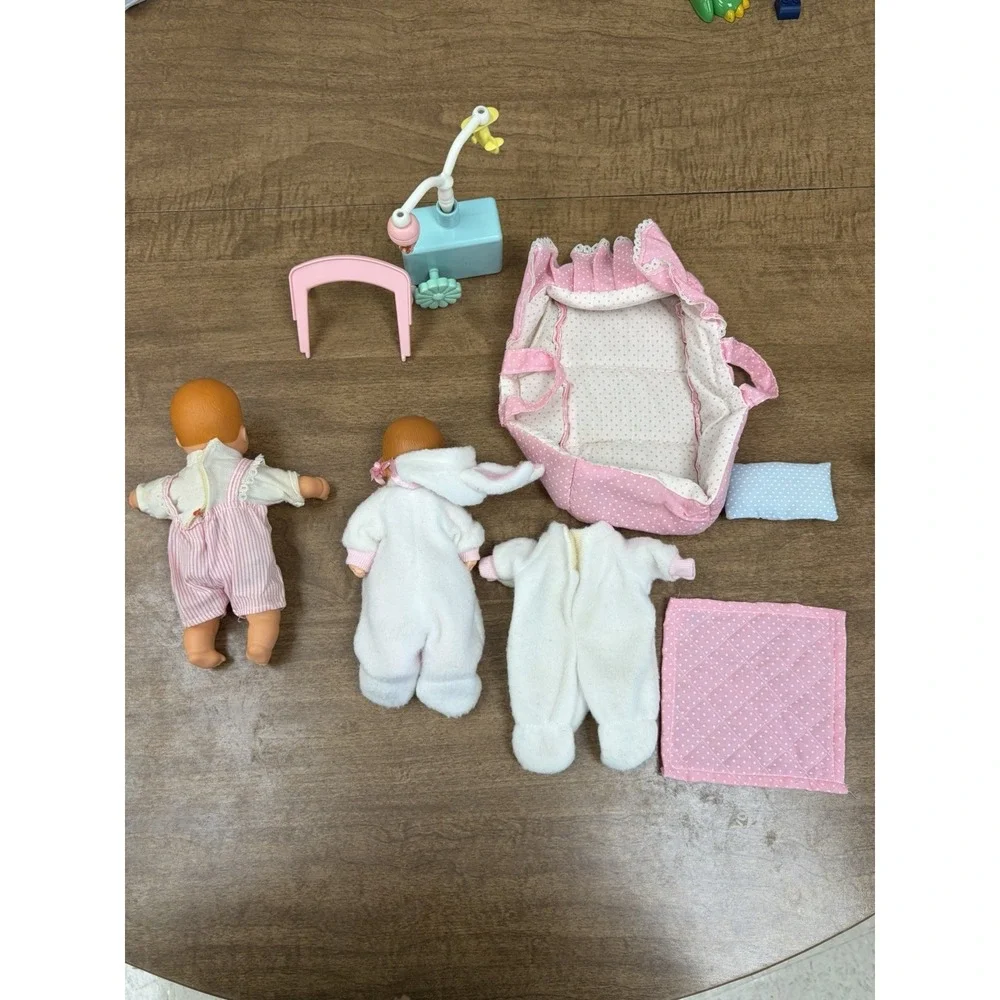 Galoob Bouncin' Babies Nursery Playset Dolls & Accessories 1988 Vintage Lot